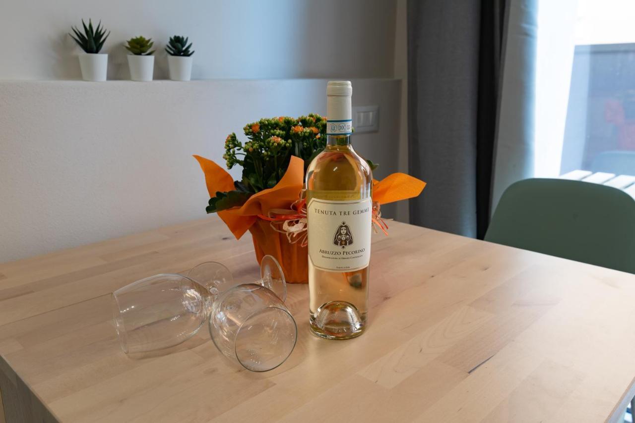 Tenuta Tre Gemme A Mare - Suite Salvia ペスカーラ エクステリア 写真